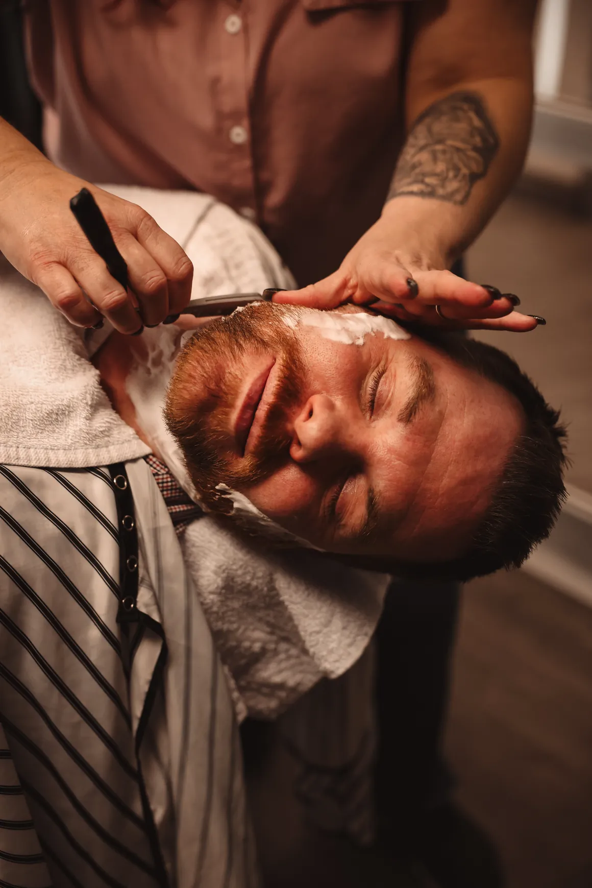 Straight razor beard shave with hot lather at RockStar Barber